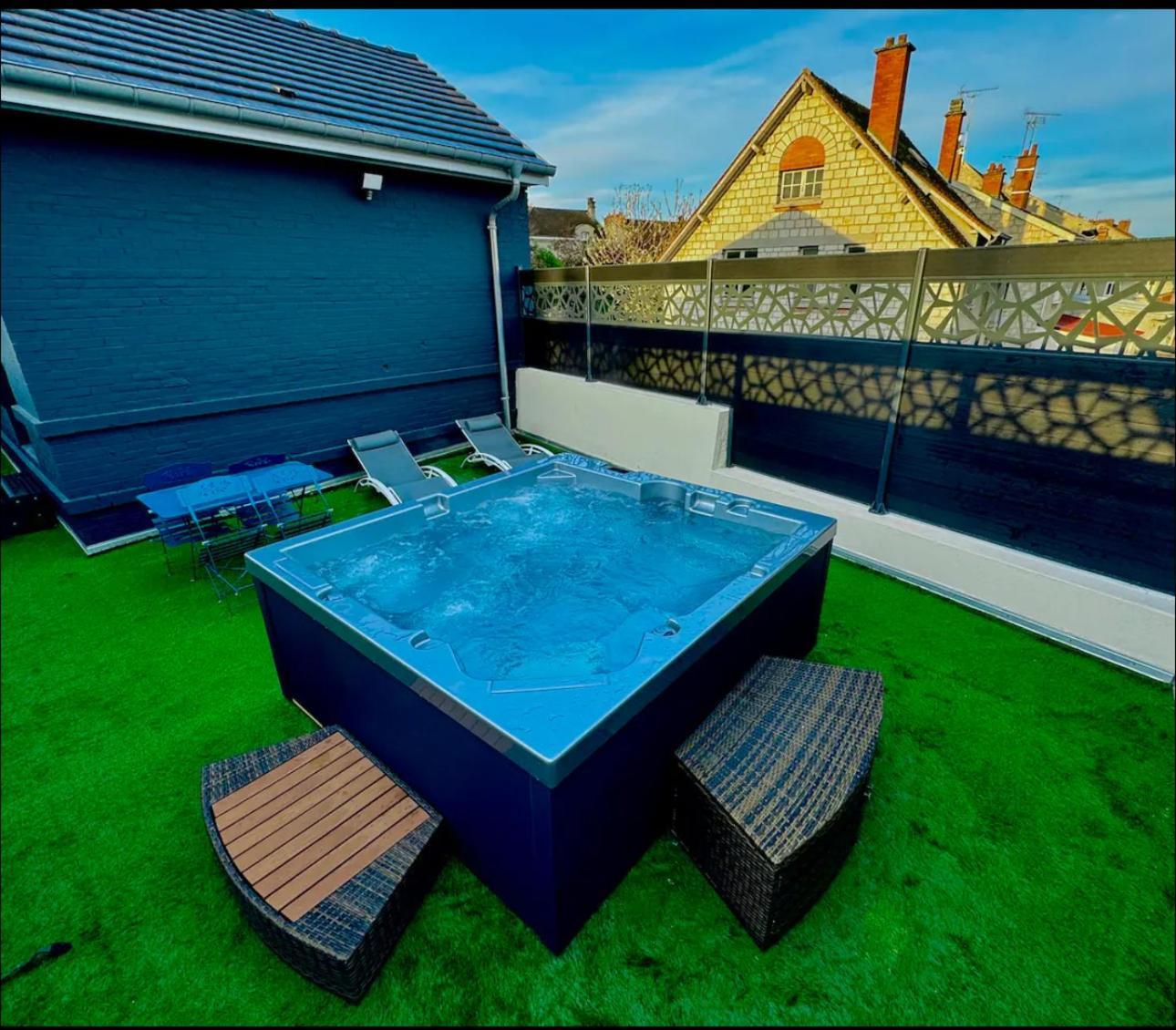 La Maison Du Faubourg Jacuzzi Vitry-le-François Zewnętrze zdjęcie
