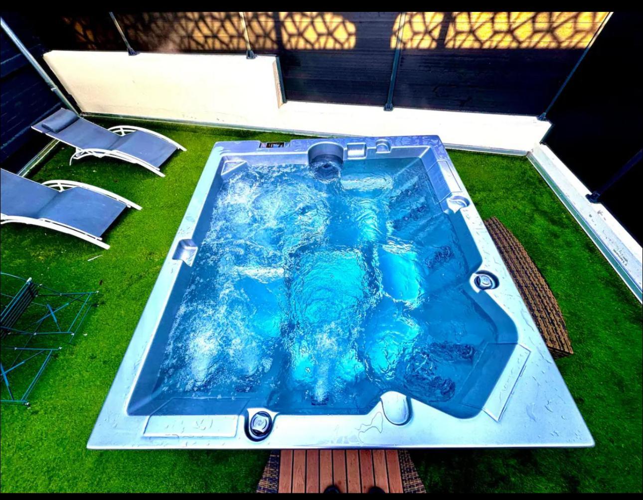 La Maison Du Faubourg Jacuzzi Vitry-le-François Zewnętrze zdjęcie